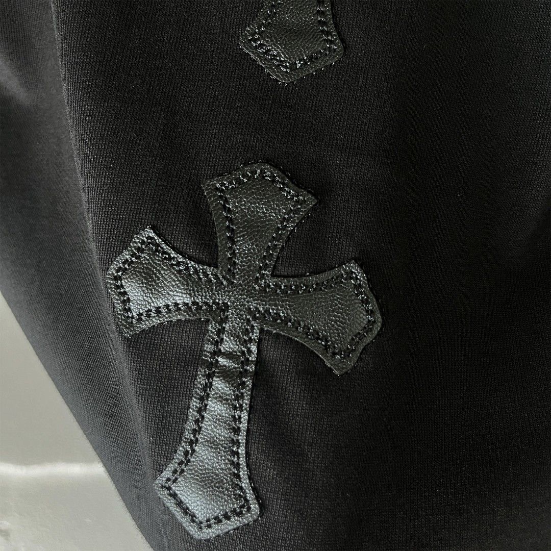 heavy cross embroidery T