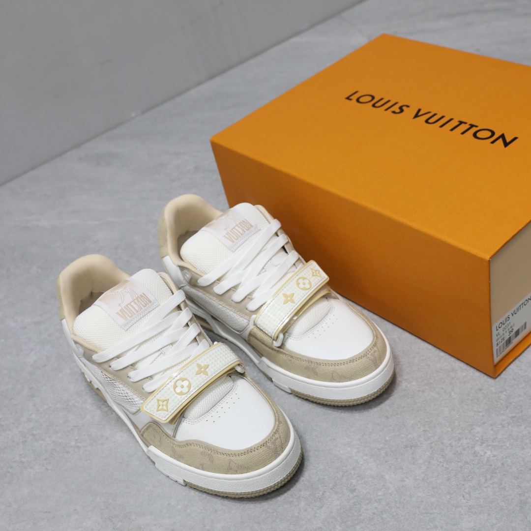 2024 LV Trainer Low Beige Denim Color