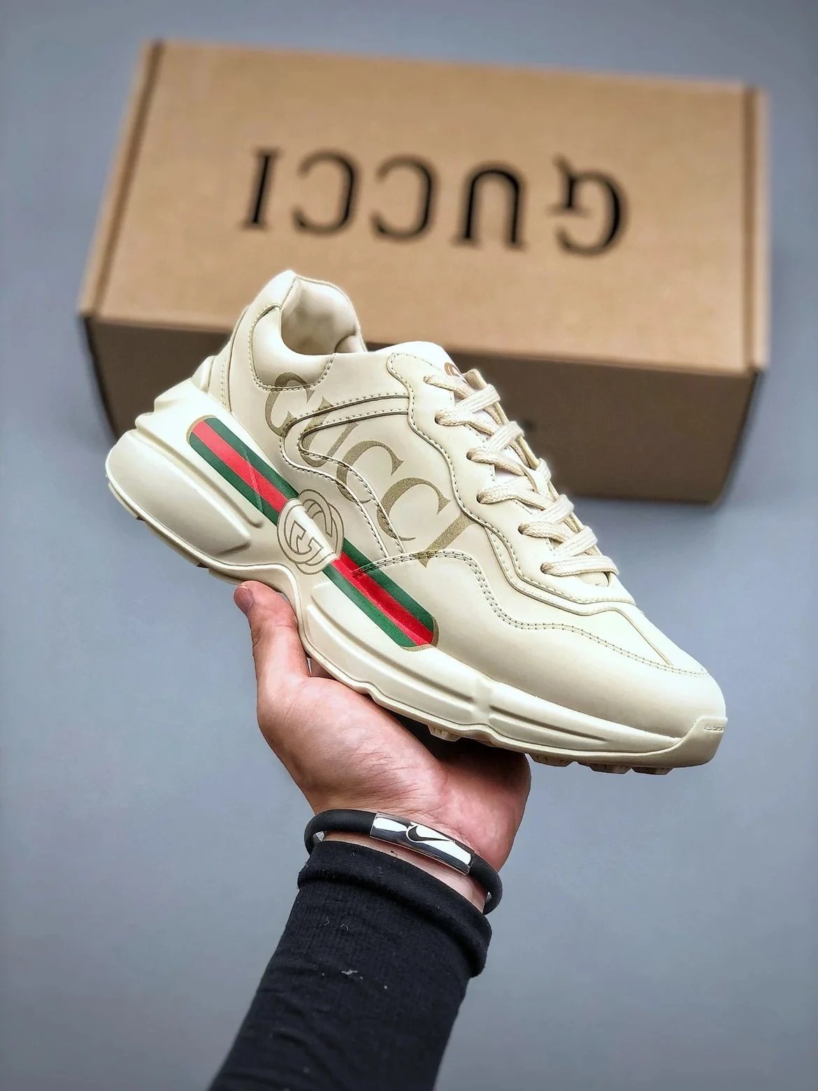 1:1 gucci Classical letters logo shoes