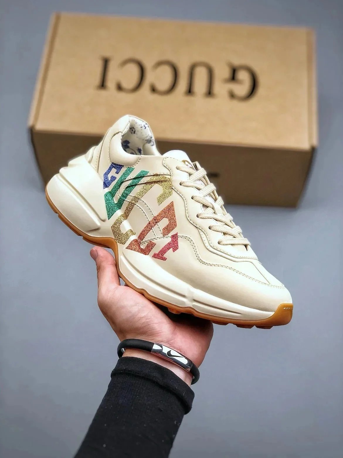 1:1 Gucci  color letter shoes