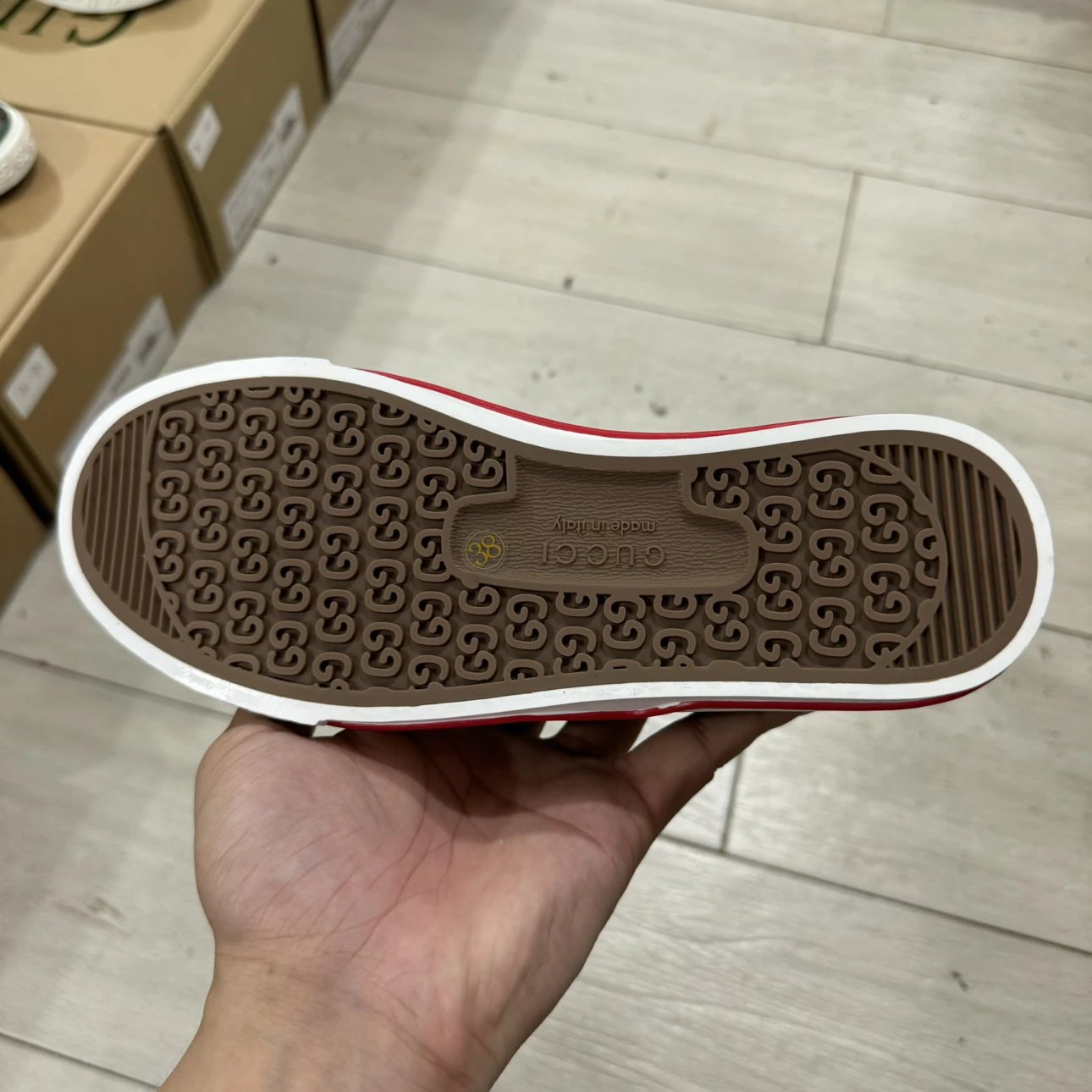 gucci black Classical letters low shoes