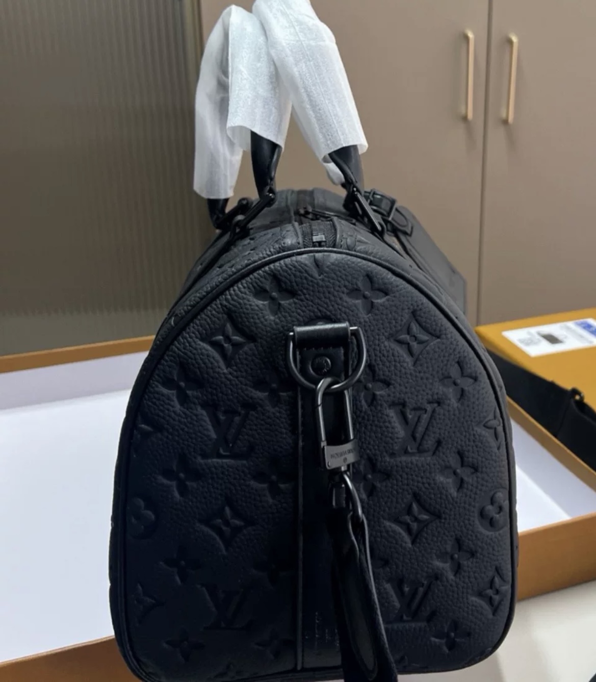 LV keeppall 35 Bag Black Color