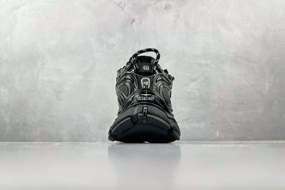 balenciaga runner all black shoes