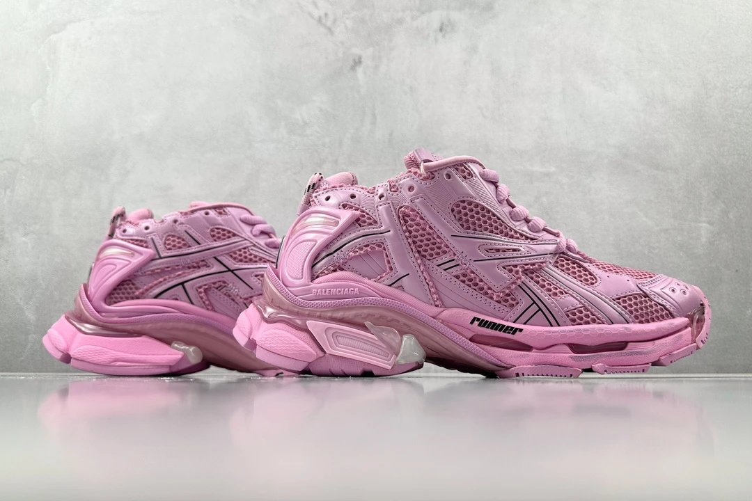 balenciaga runner pink shoes