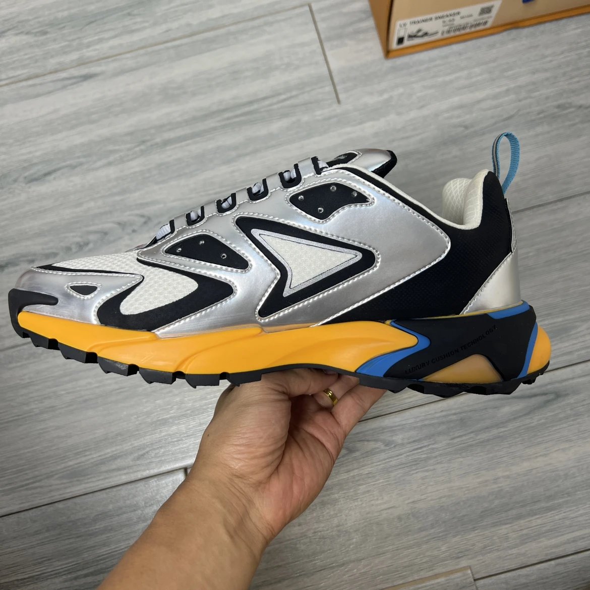 LV Runner Tatic Silver & Yellow