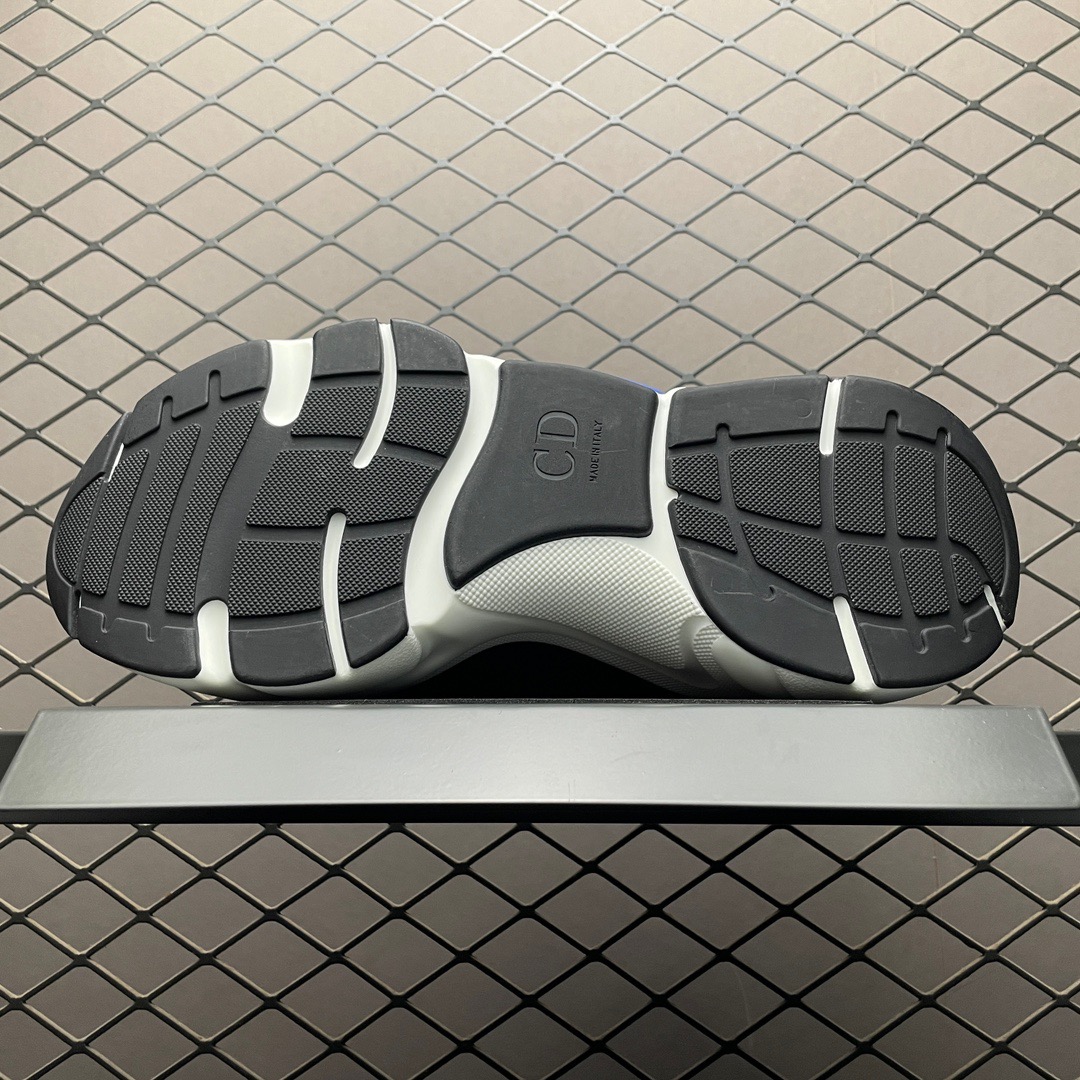 dior b22 black white and blue shoes