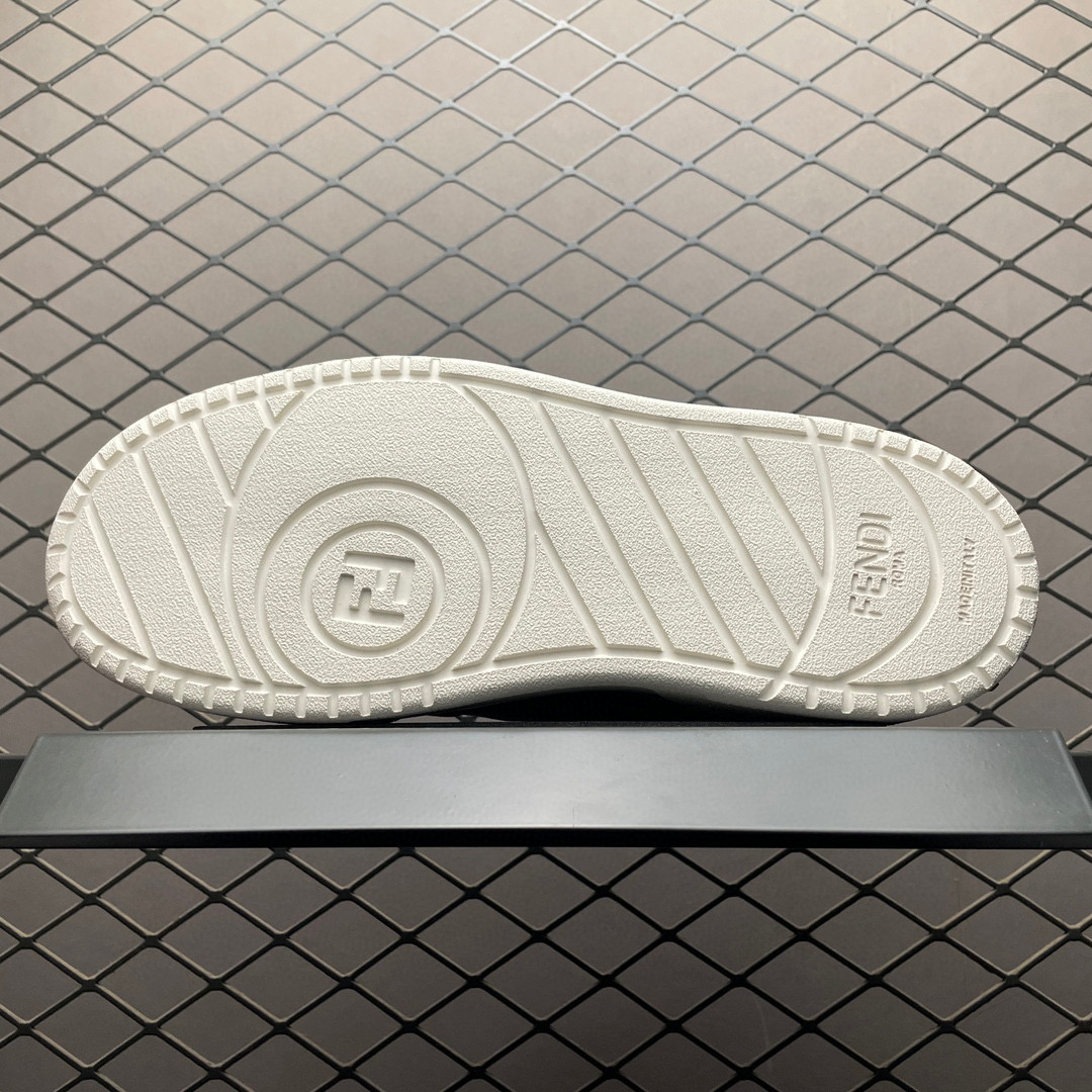 1:1 Best Quality Fendi Match Low Shoes Classic Full Logo