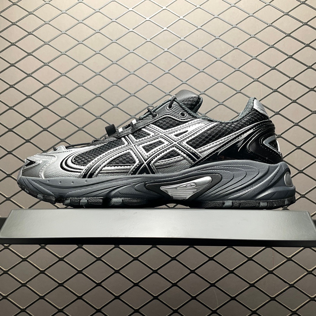 Asics GEL-Kahana TR v4 black and sliver