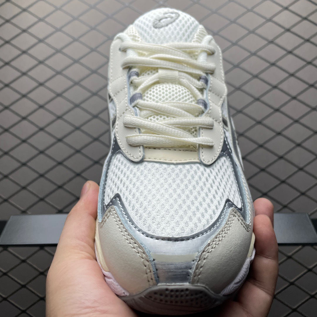 Asics GEL-NYC white shoes