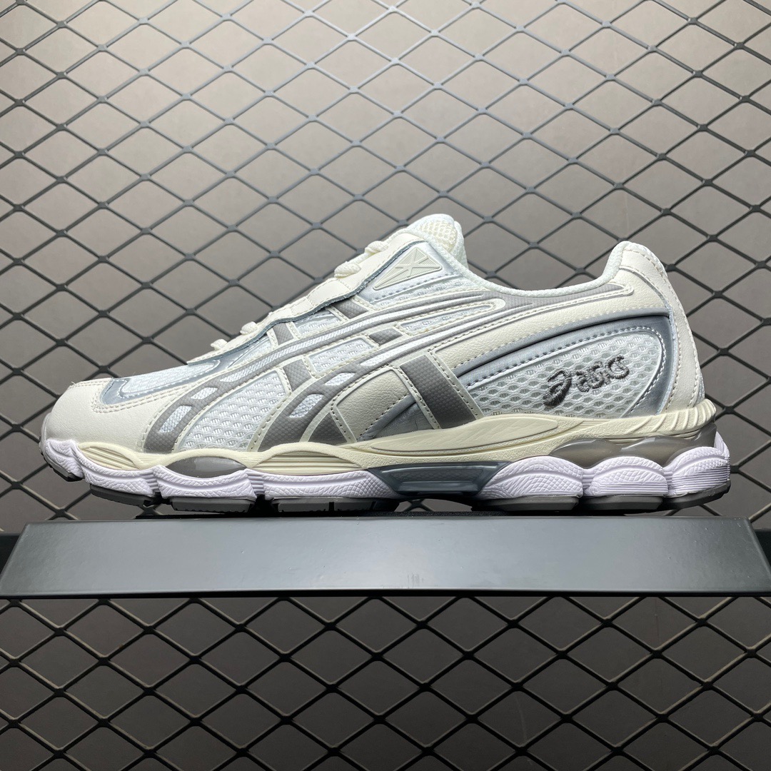 Asics GEL-NYC white shoes