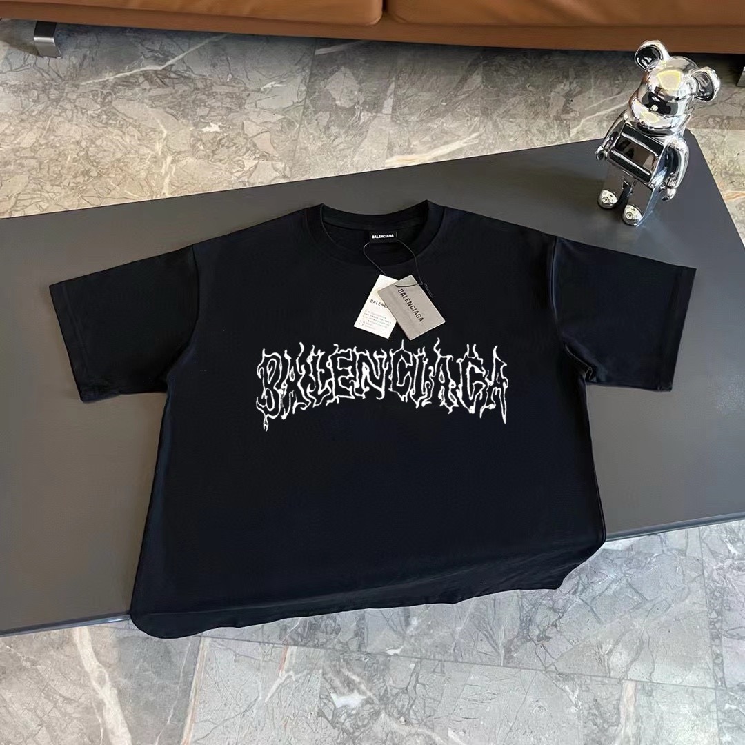 balenciaga 2024 black logo tee