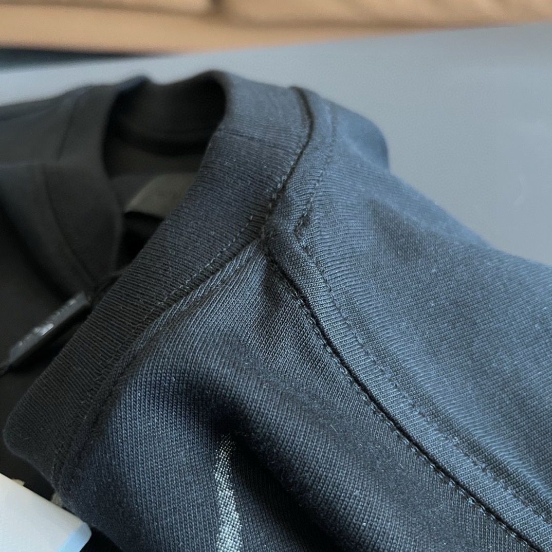 balenciaga 2024 black logo tee