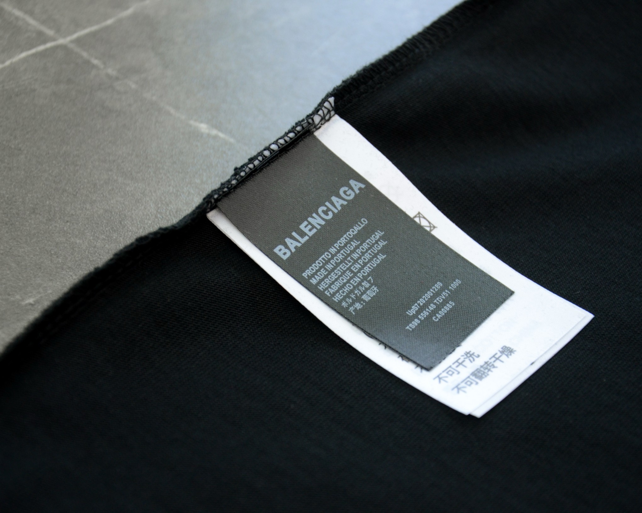 balenciaga adhesive tape black tee