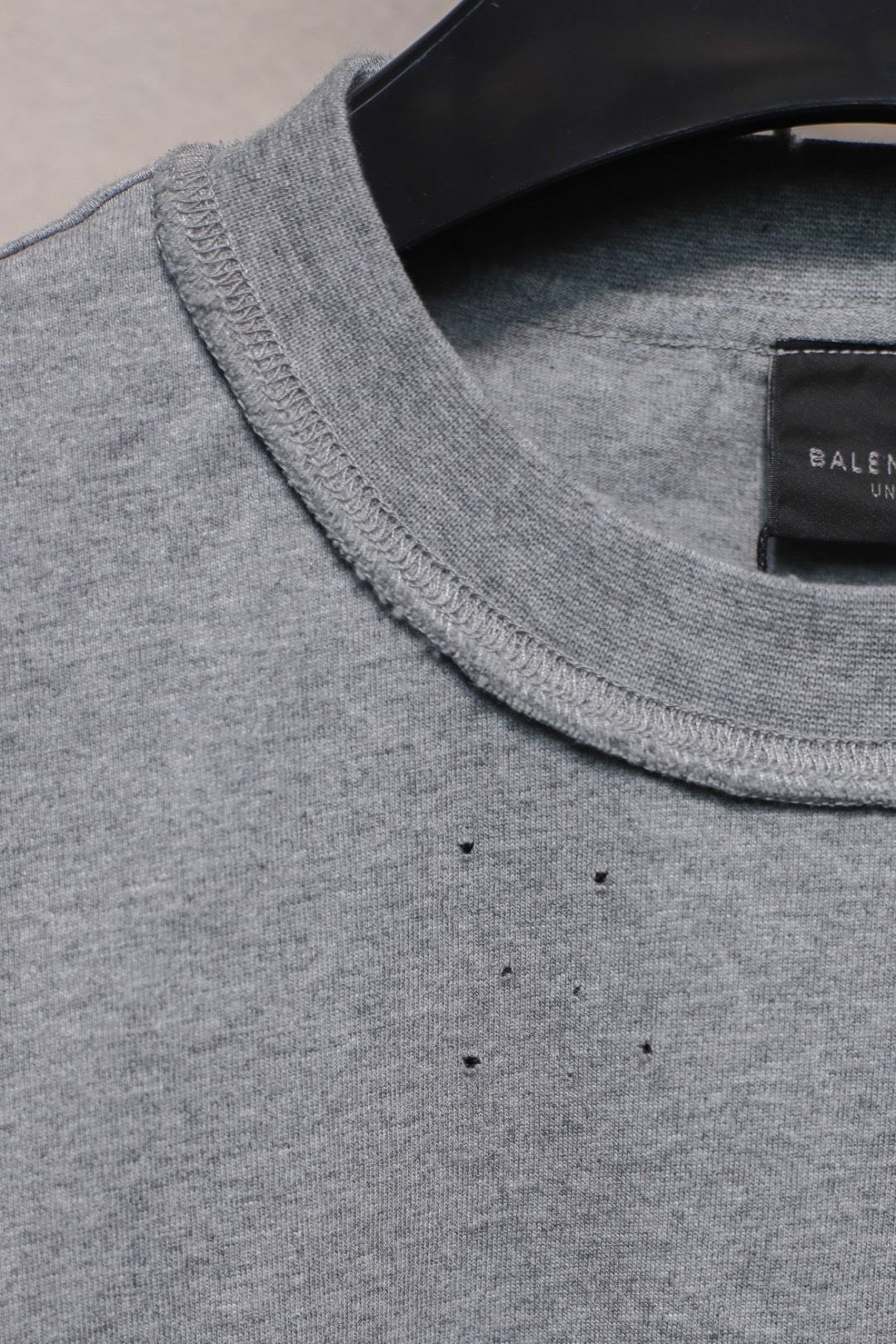 balencisga ai generated grey tee
