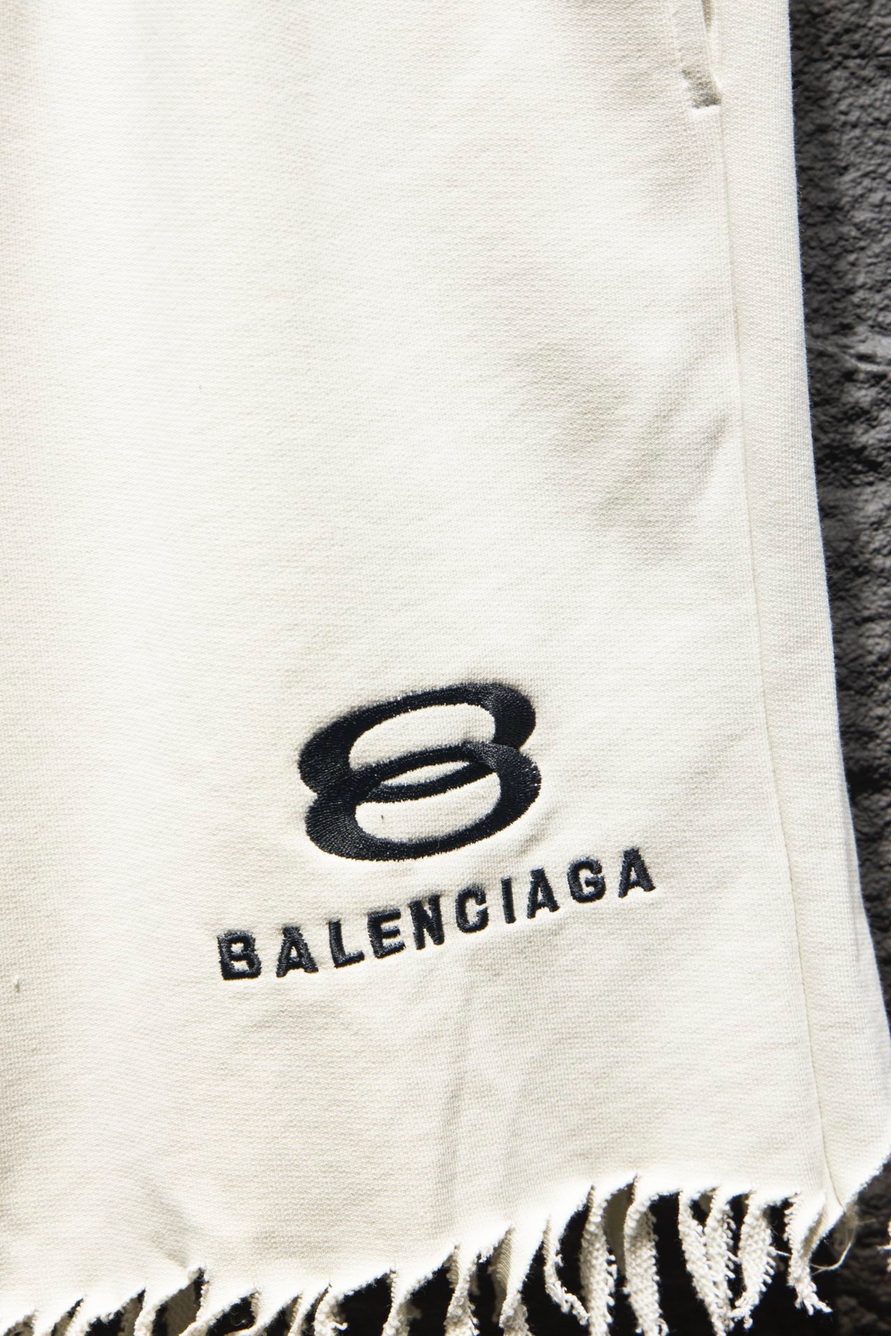 balenciaga embroidery black and white shorts