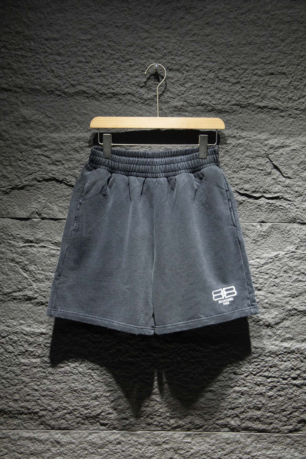 balencisga classic black and white shorts