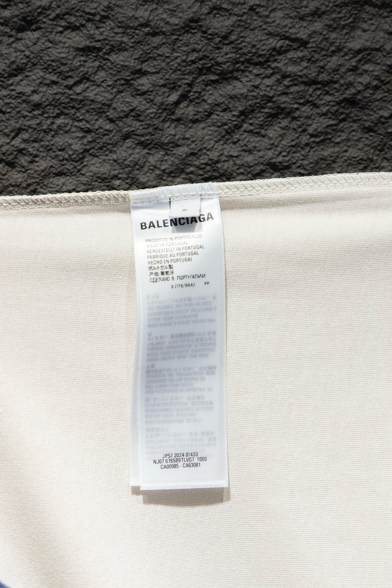 balenciaga logo design white tee