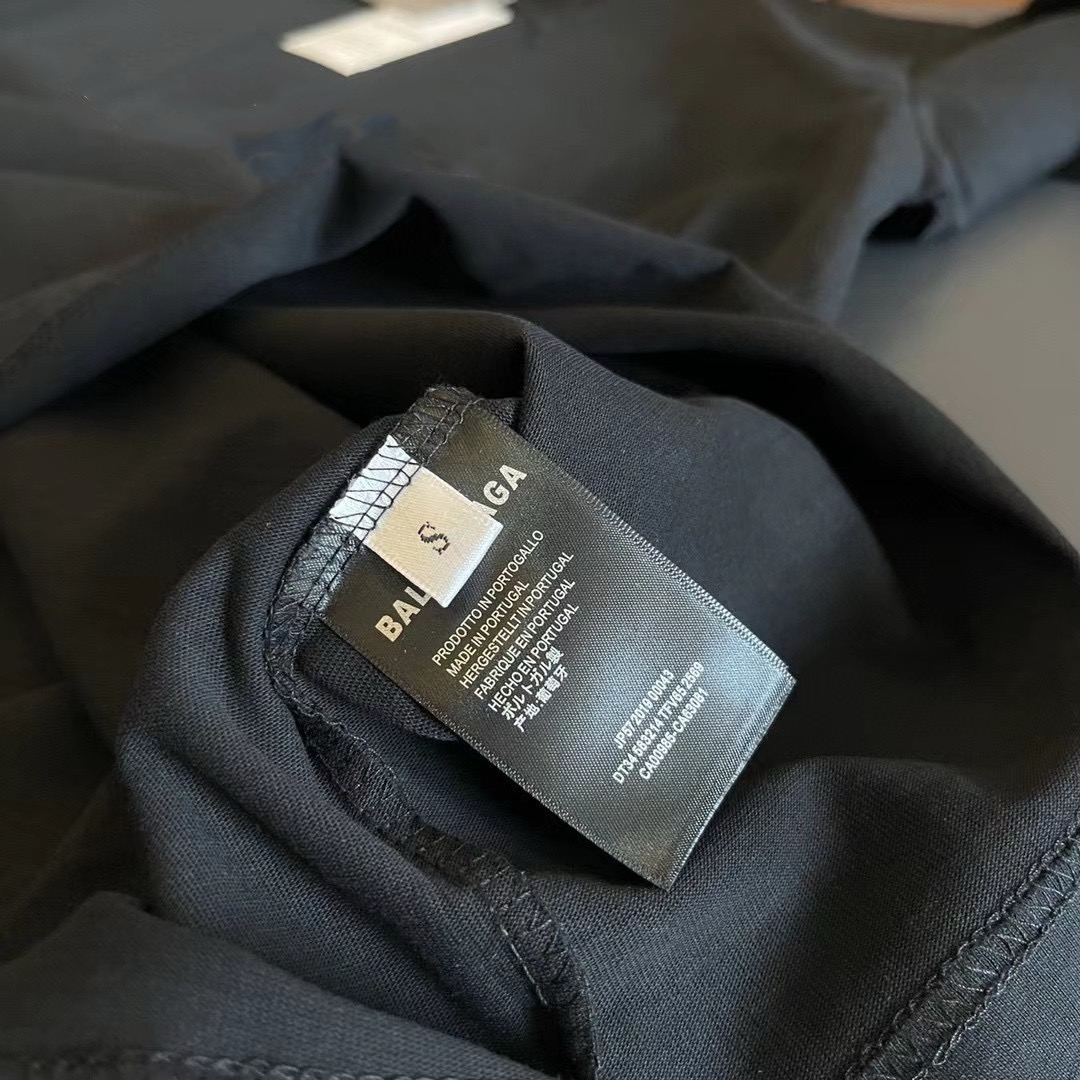 balenciaga 2024 black logo tee