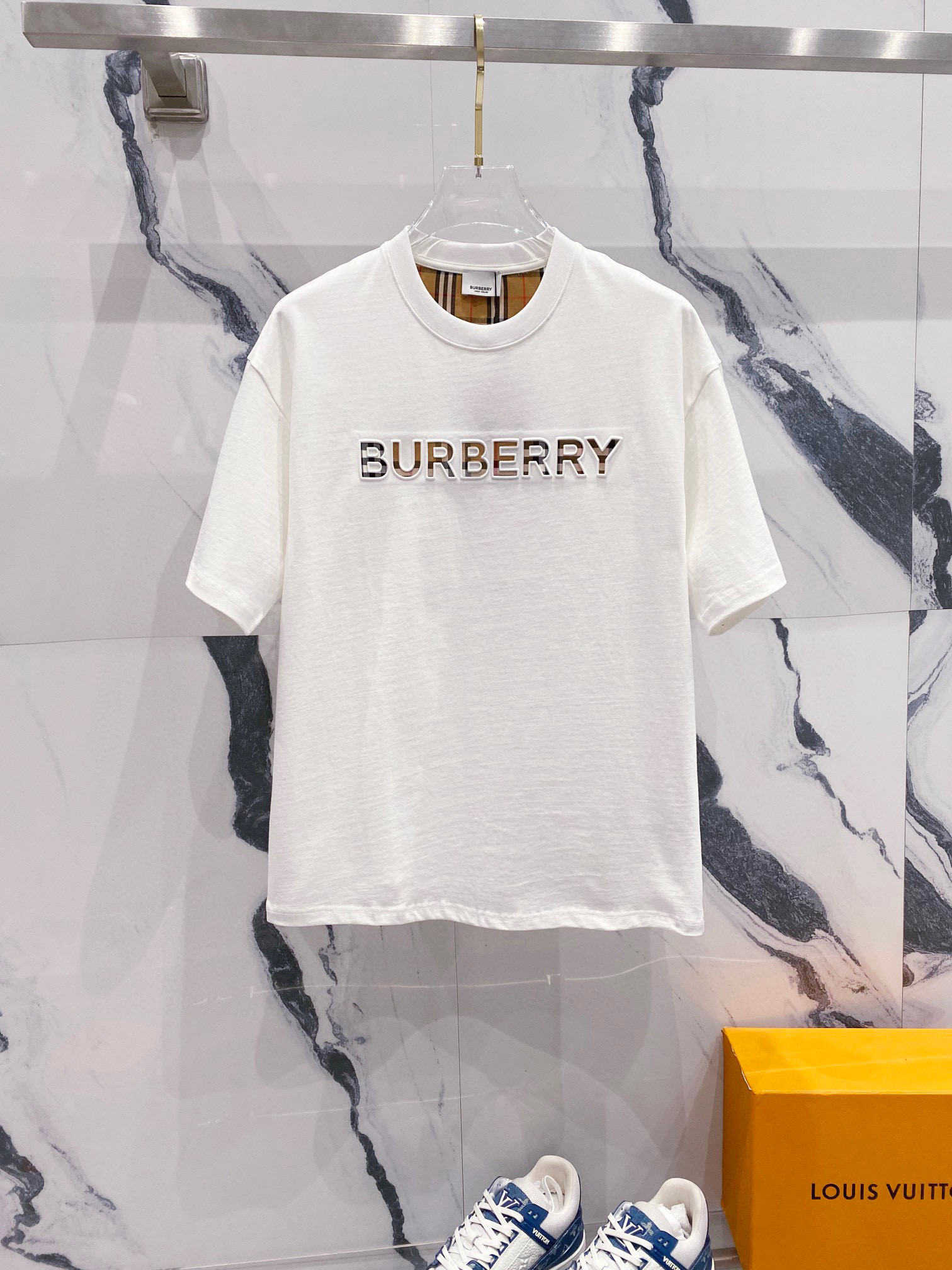 Burberry relief Logo Tee 2 Colors