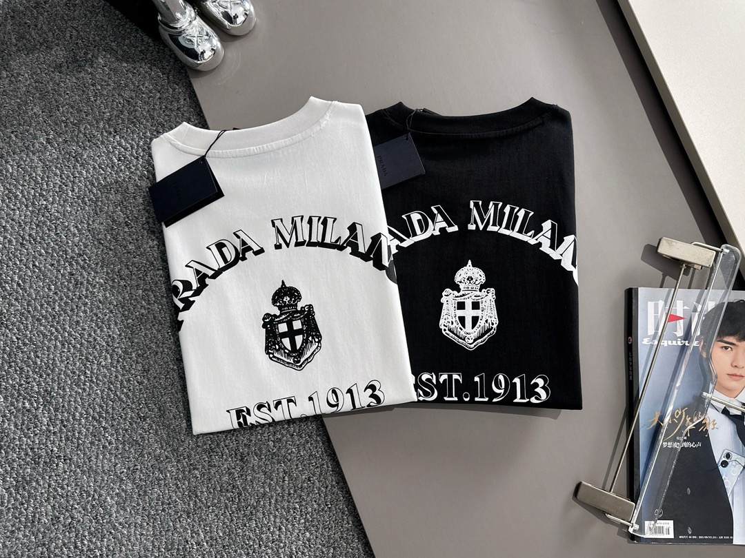 Prada 2025 milano logo black and white tee