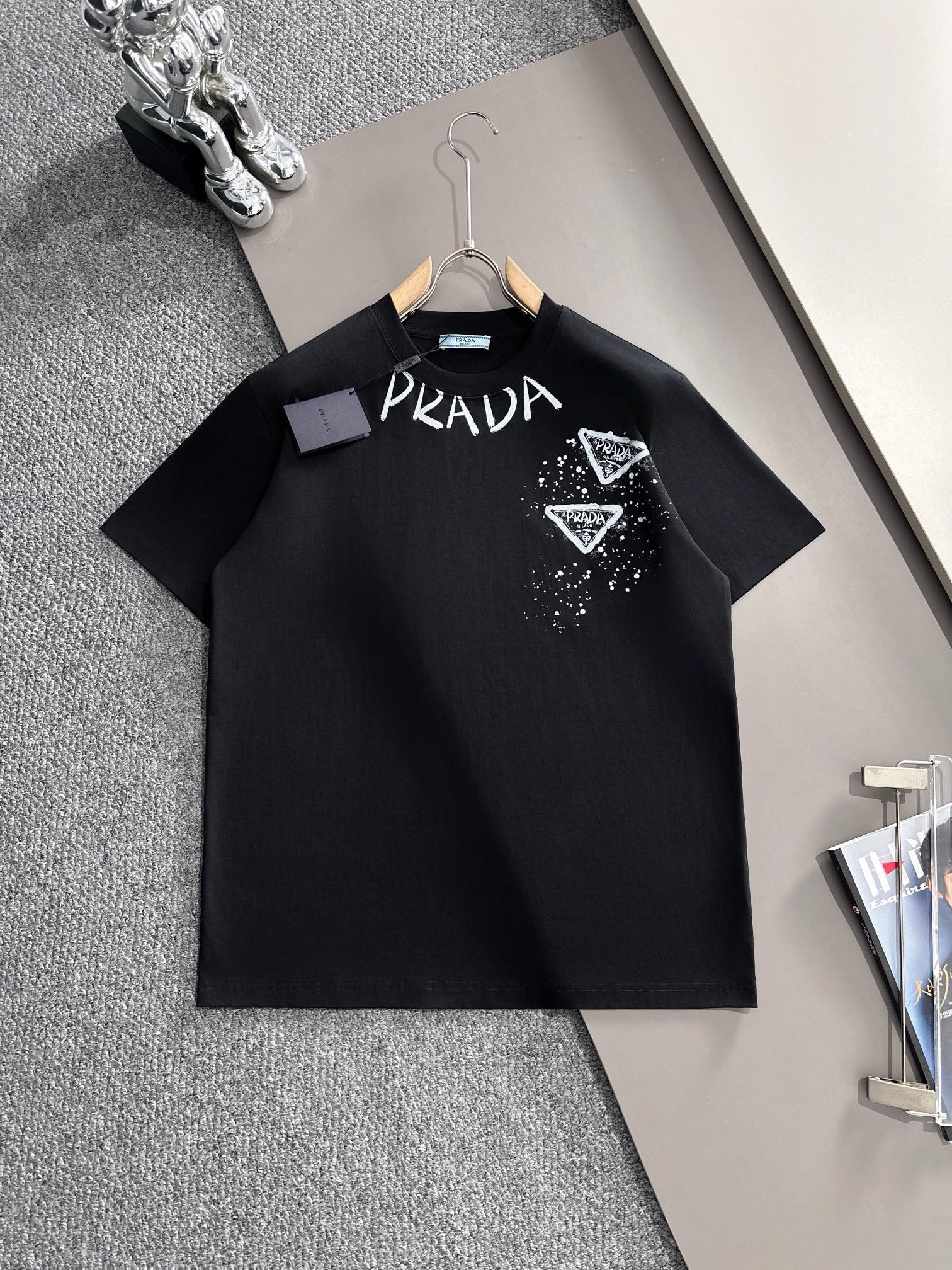 prada hand-drawn graffiti black and white tee