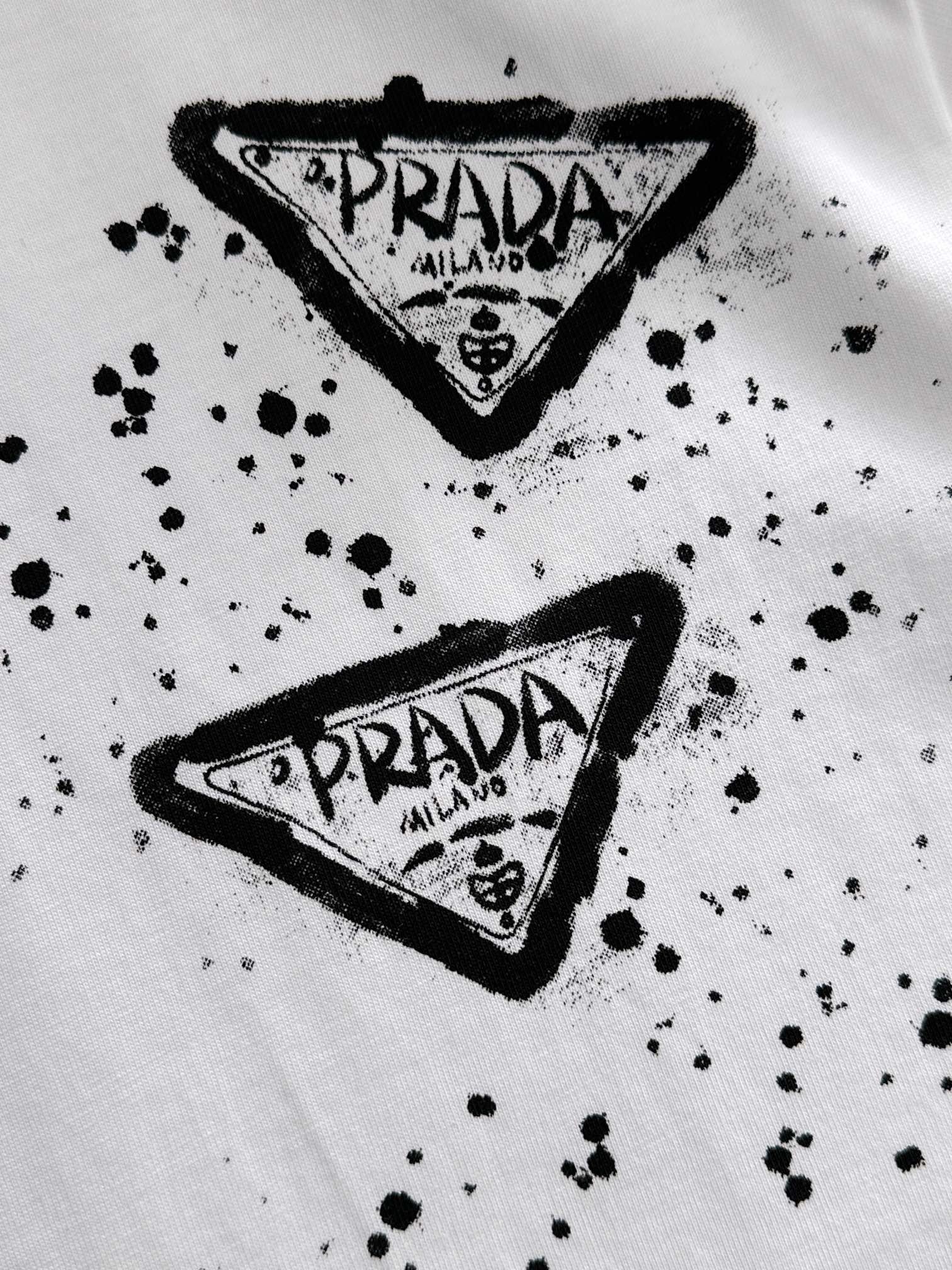 prada hand-drawn graffiti black and white tee
