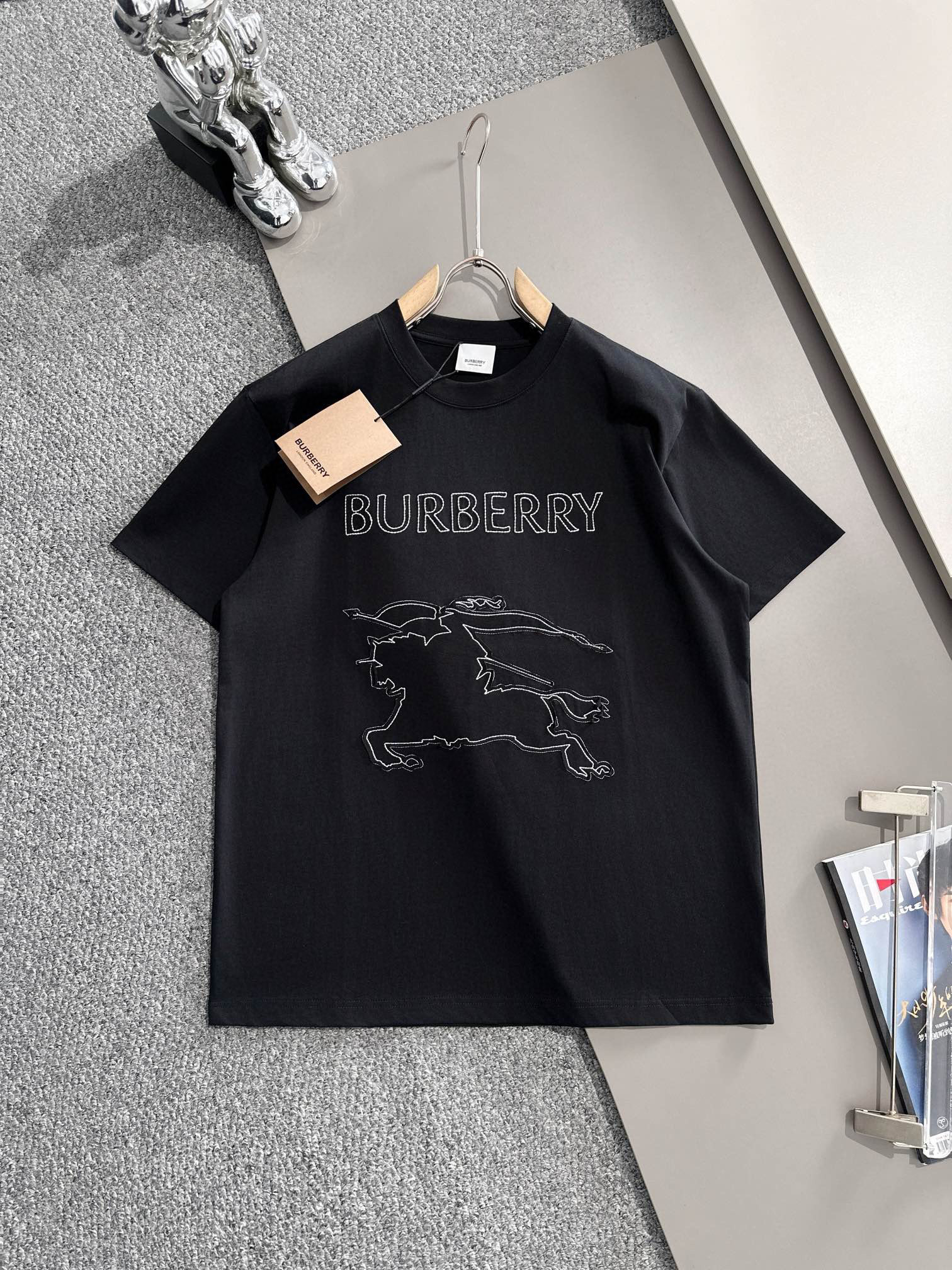 Burberry stickers Logo Tee 2 Colors