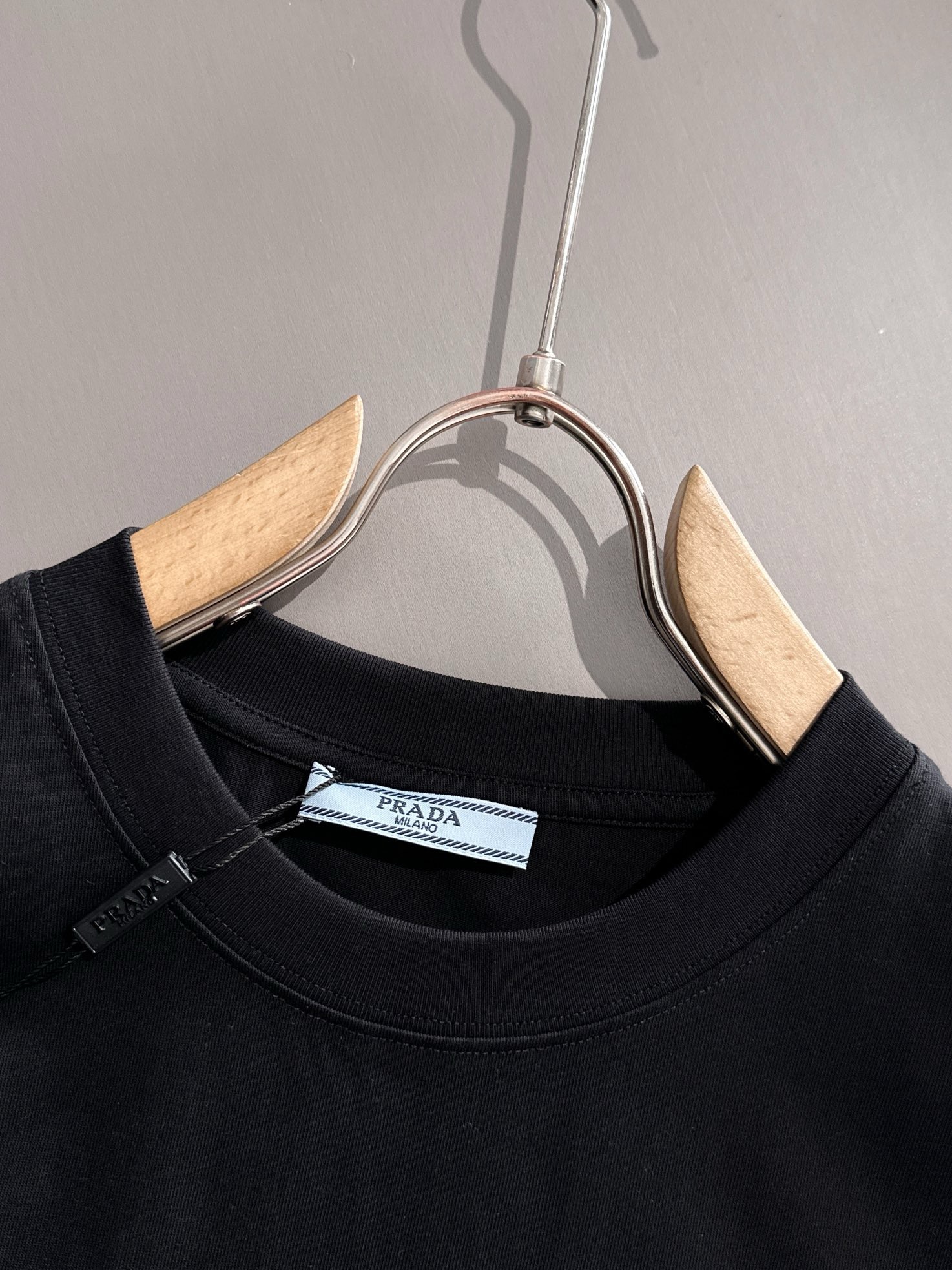 Prada logo embroidery black and white tee