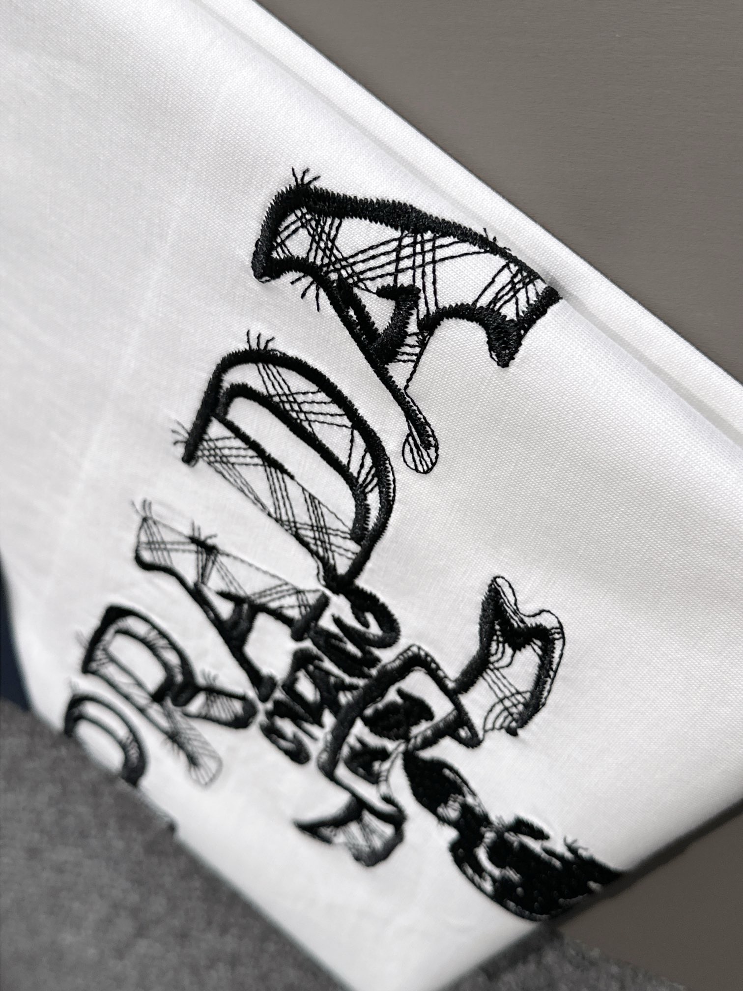 Prada logo embroidery black and white tee
