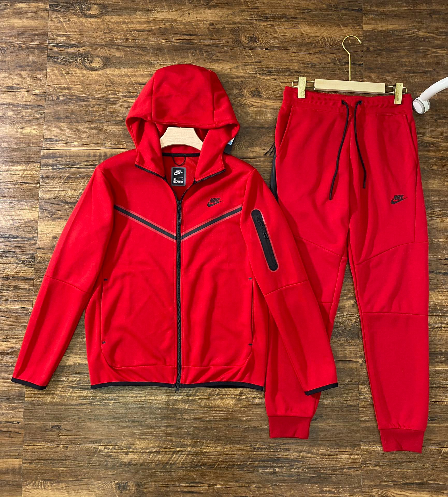 nike tech fleece all red a set