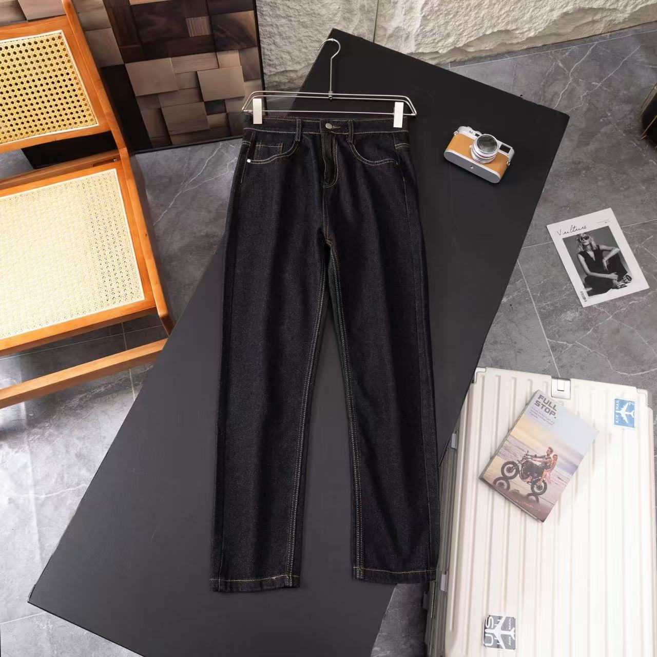 Evisu big M embroidery black and golden jeans