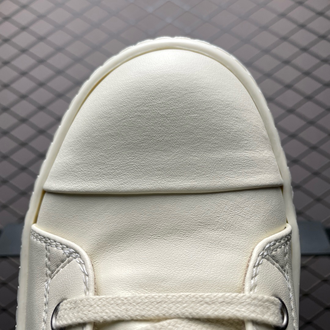 Rickowens all white low shoes