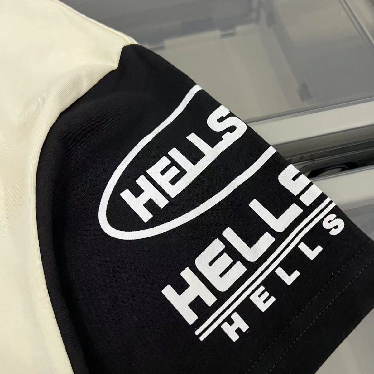 Hellstar Mask Logo Tee Beige mix Black