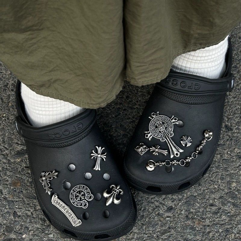 Crocs Holes Slippers Black Color No Box