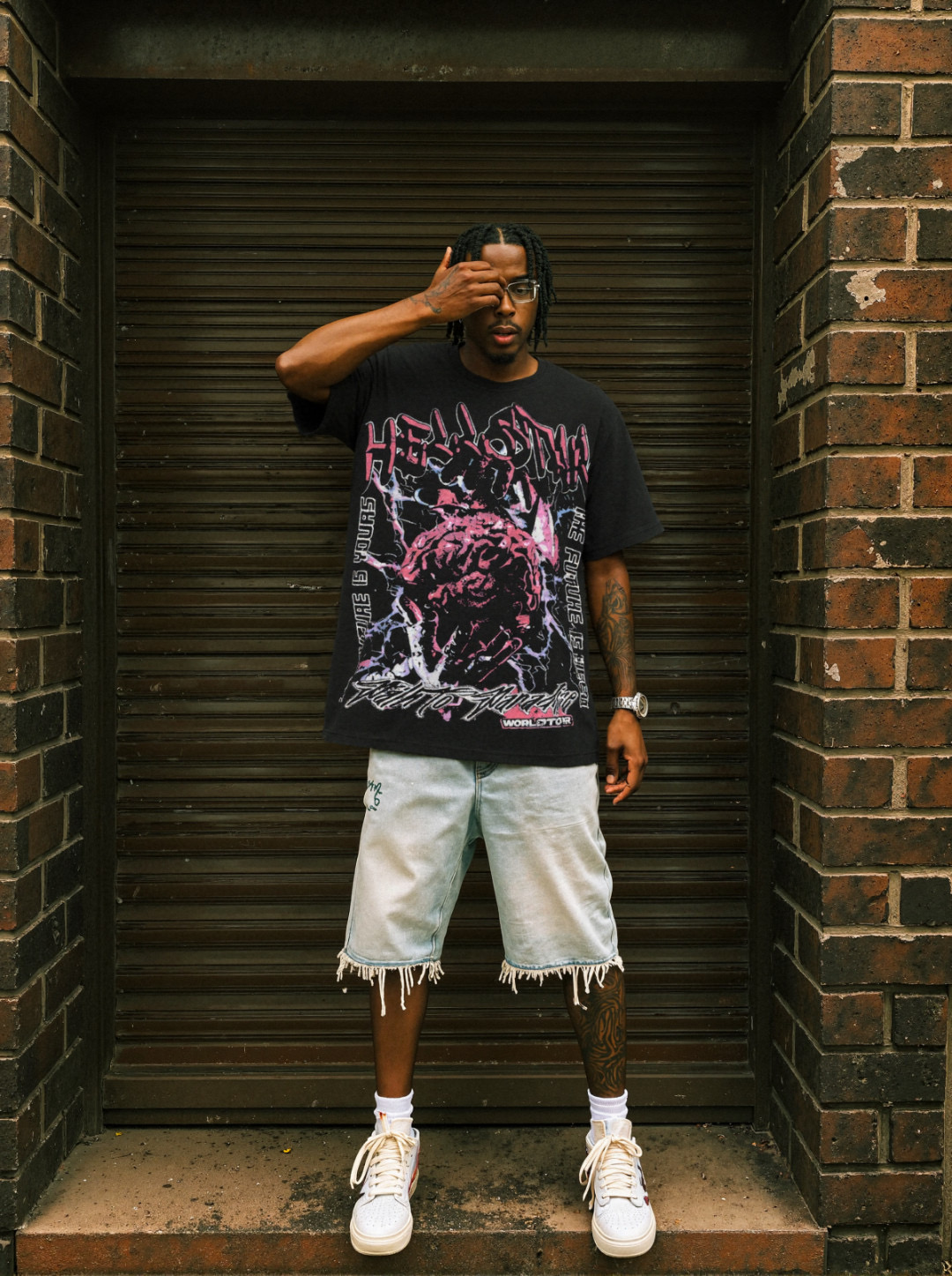 Hellstar Pink Brain Print Tee Black (need one size up)
