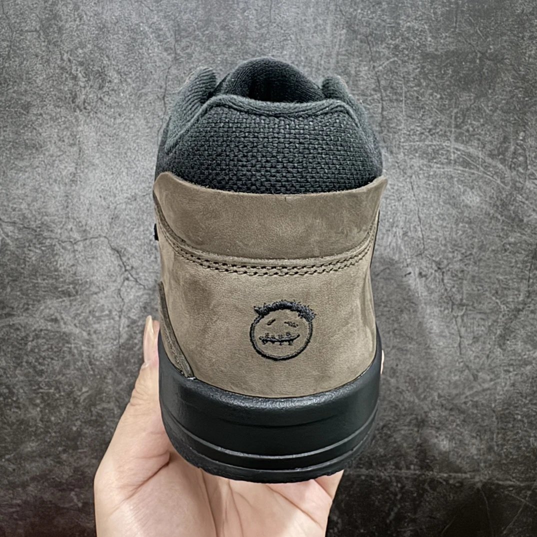 Travis Scott Jumpman Sneakers Black  & Dark Brown