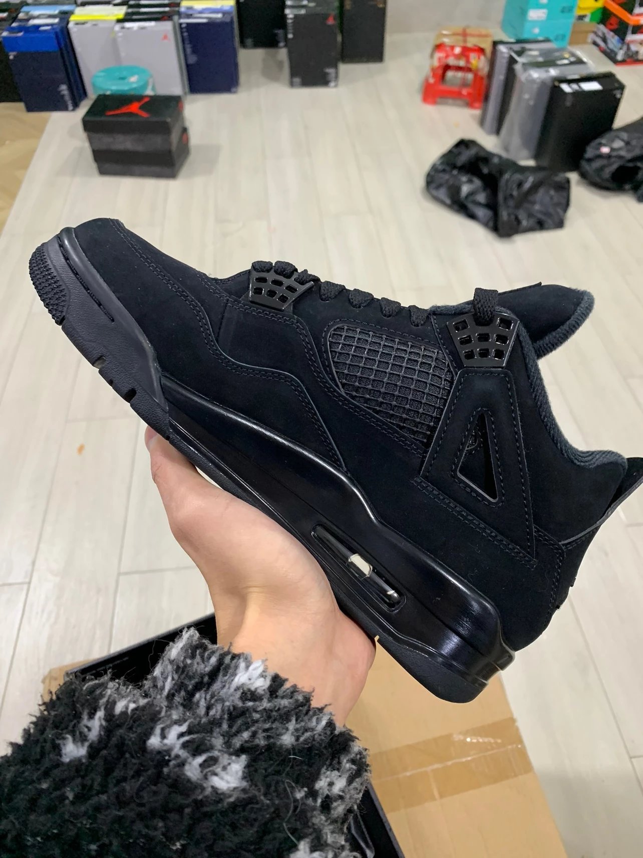 Air Jordan 4 Black Cat
