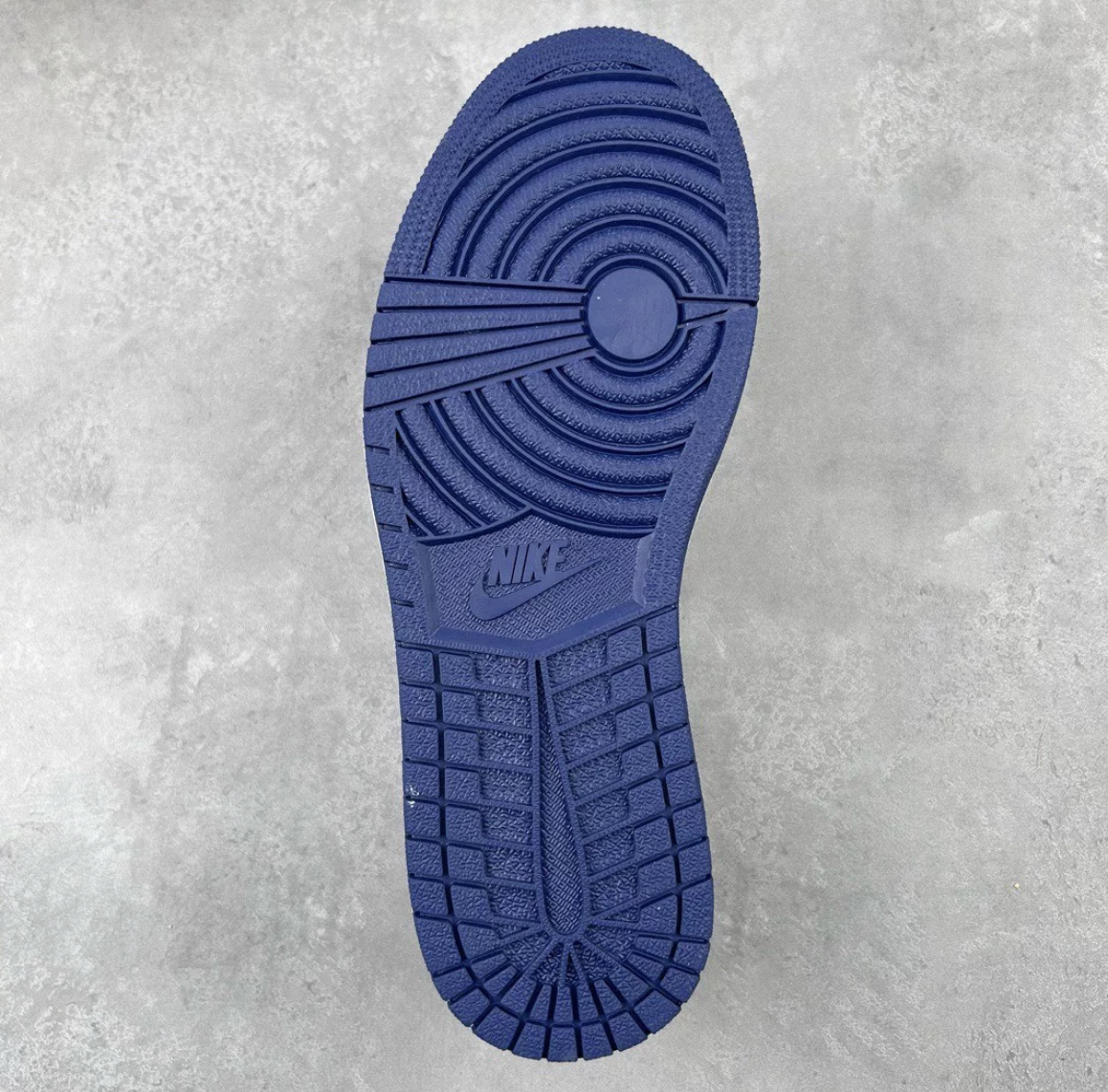 Air Jordan 1 Low Retro Howard University