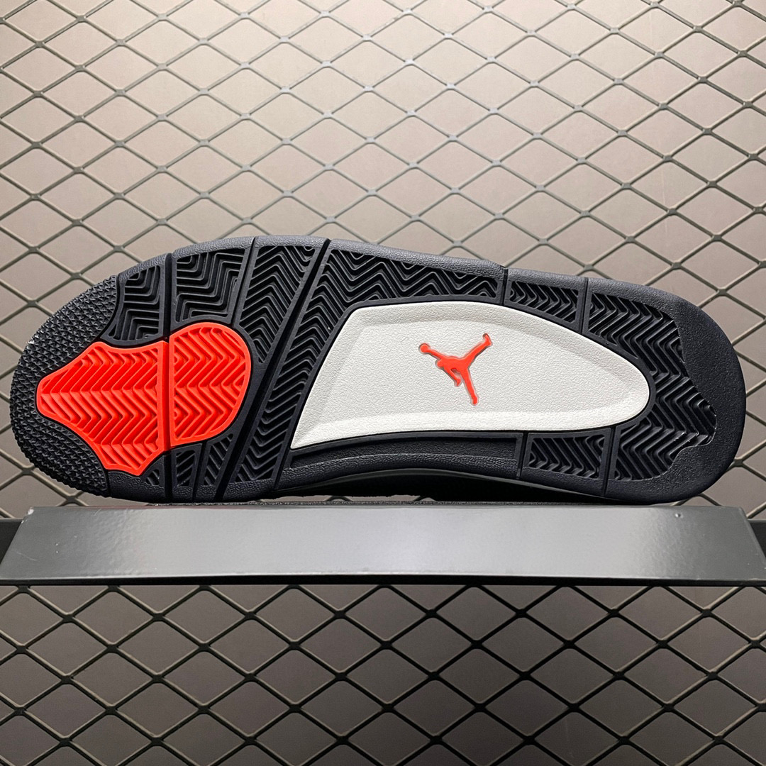 Air Jordan 4 Retro Taupe Haze Sneakers