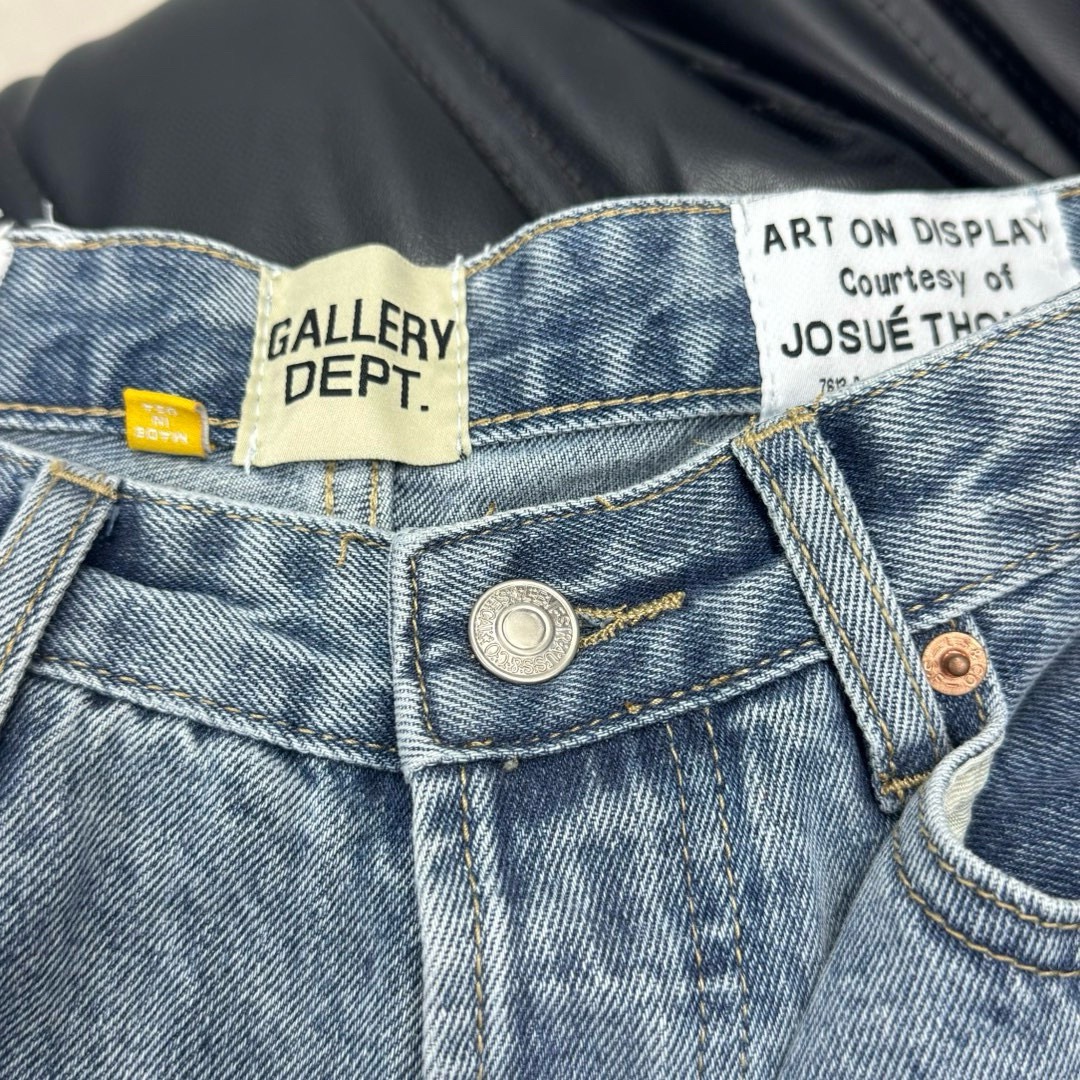 Gallery dept washed letters  logoG jeans