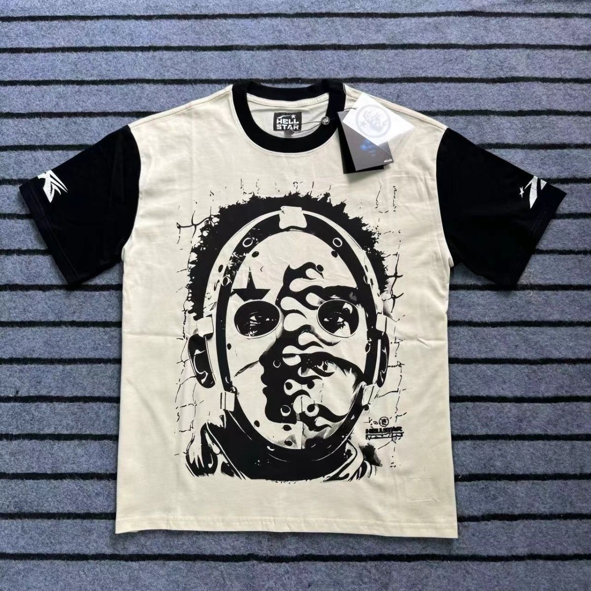 Hellstar black and cream tee