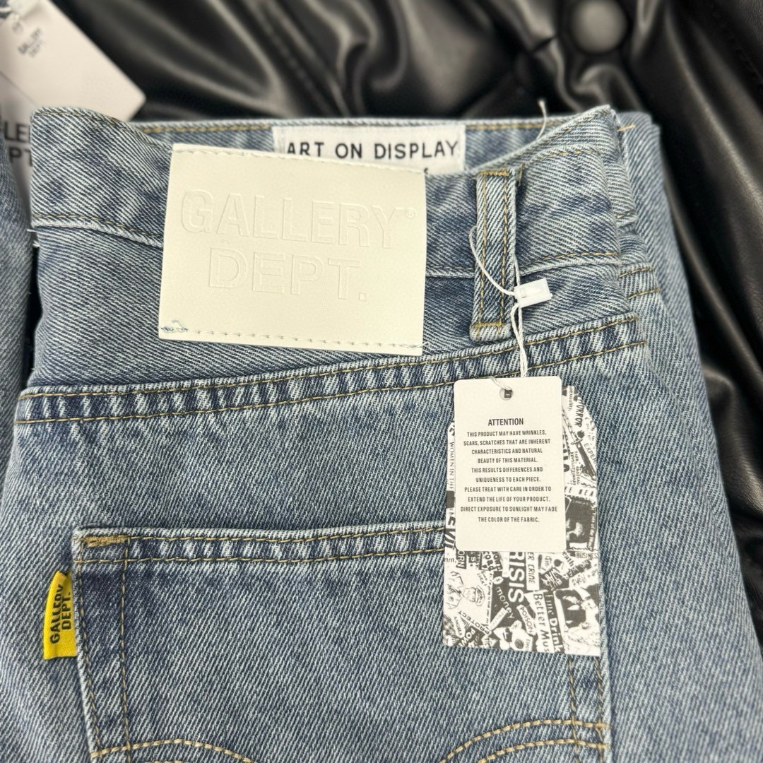 Gallery dept washed letters  logoG jeans