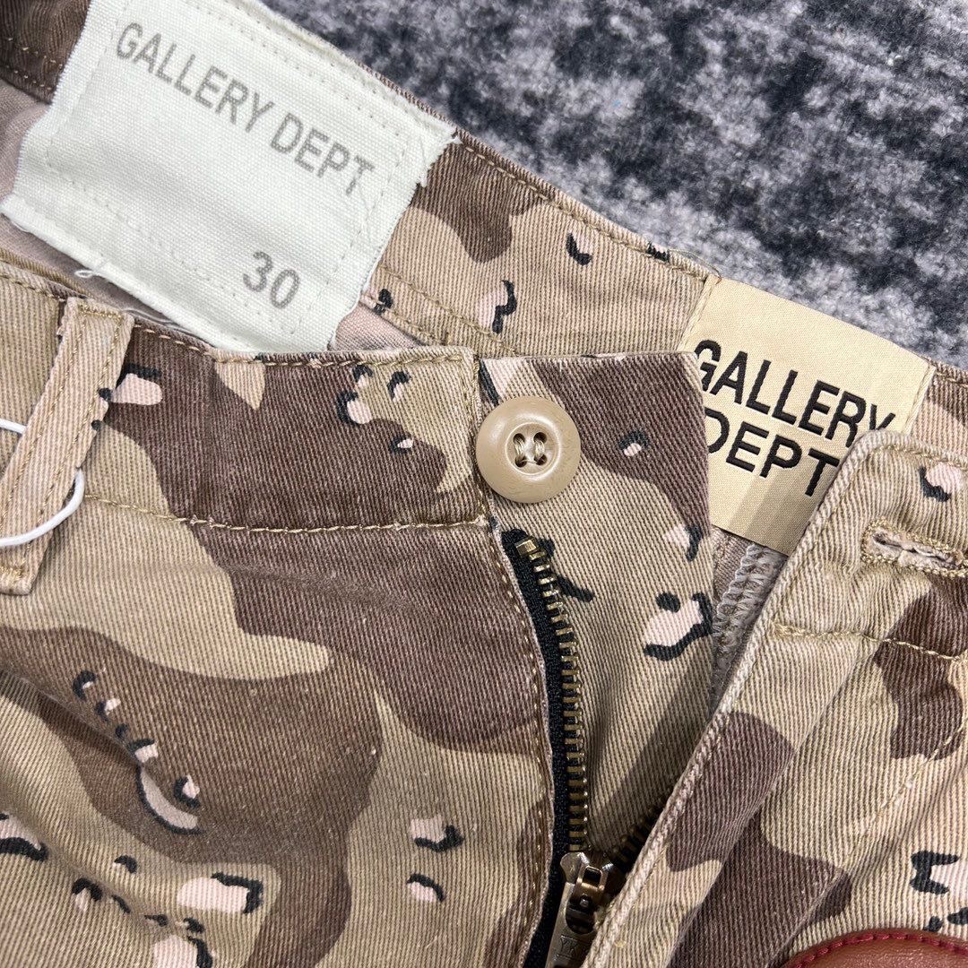 Gallery camoflage patchwork letters Glogo shorts