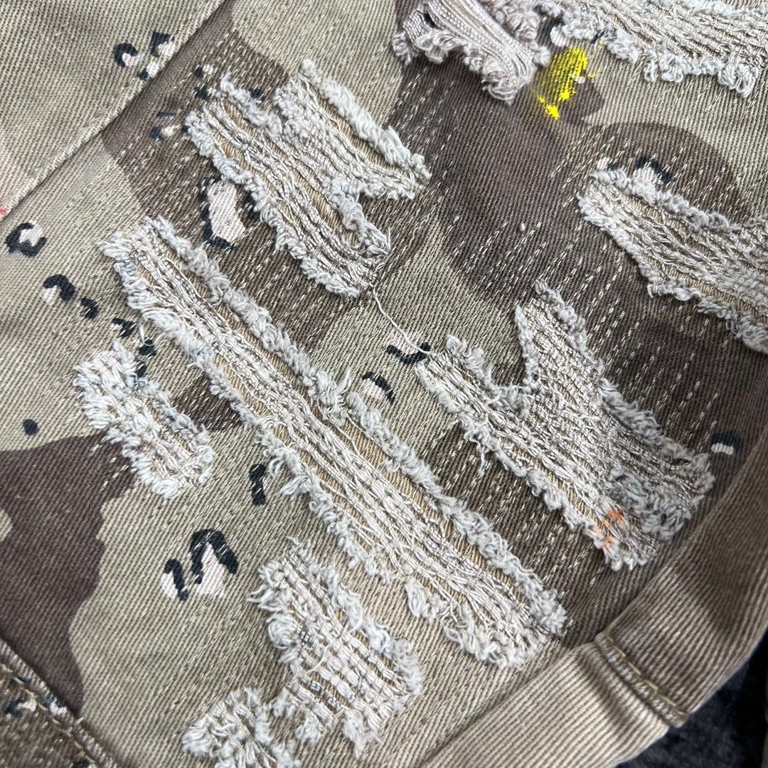 Gallery camoflage patchwork letters Glogo shorts