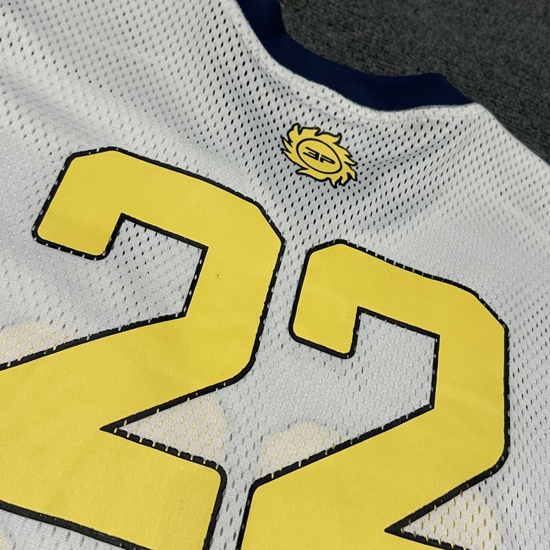 Broken planet embroidery logo American 22 letters tees