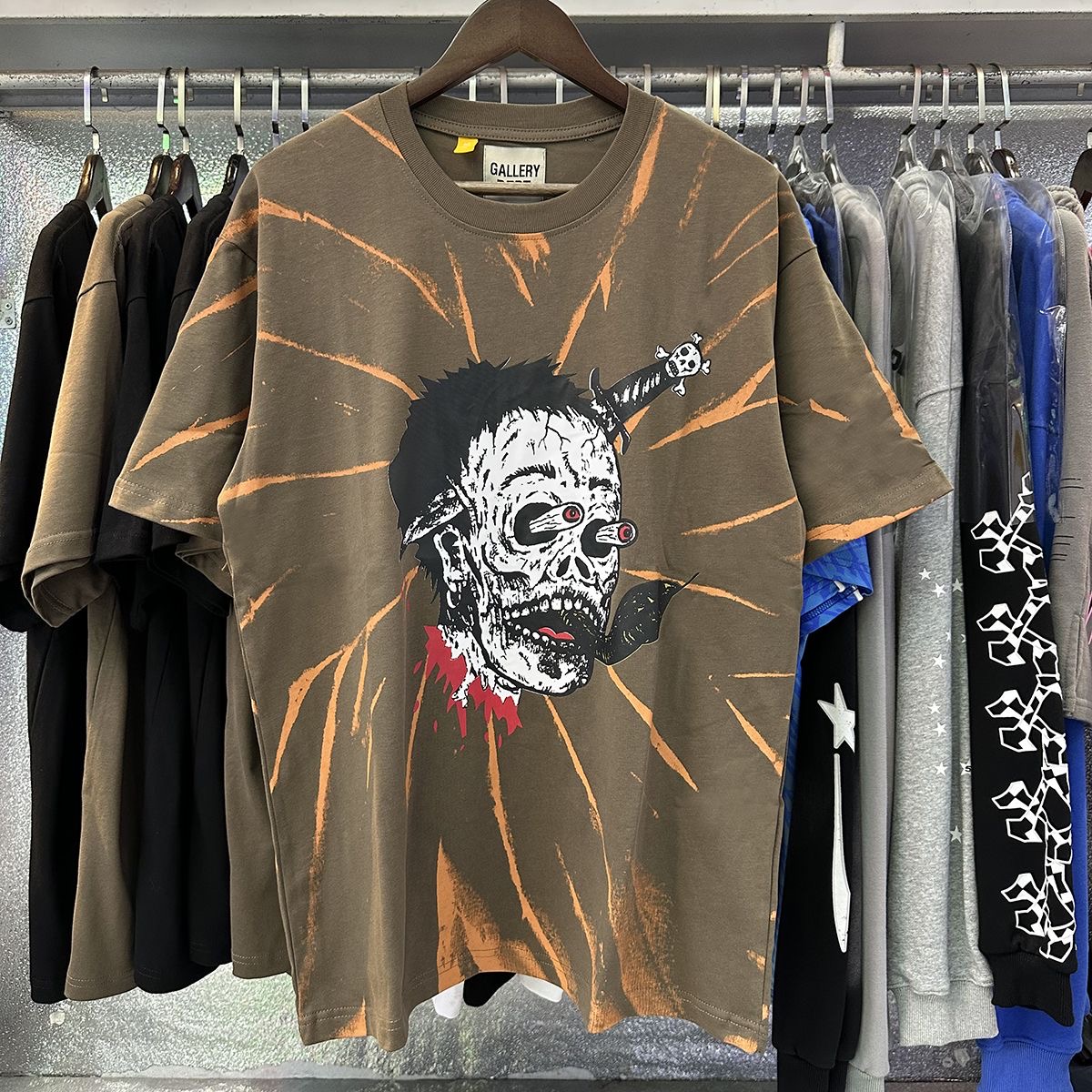 Gallery dept quirky line full-body print tshirt