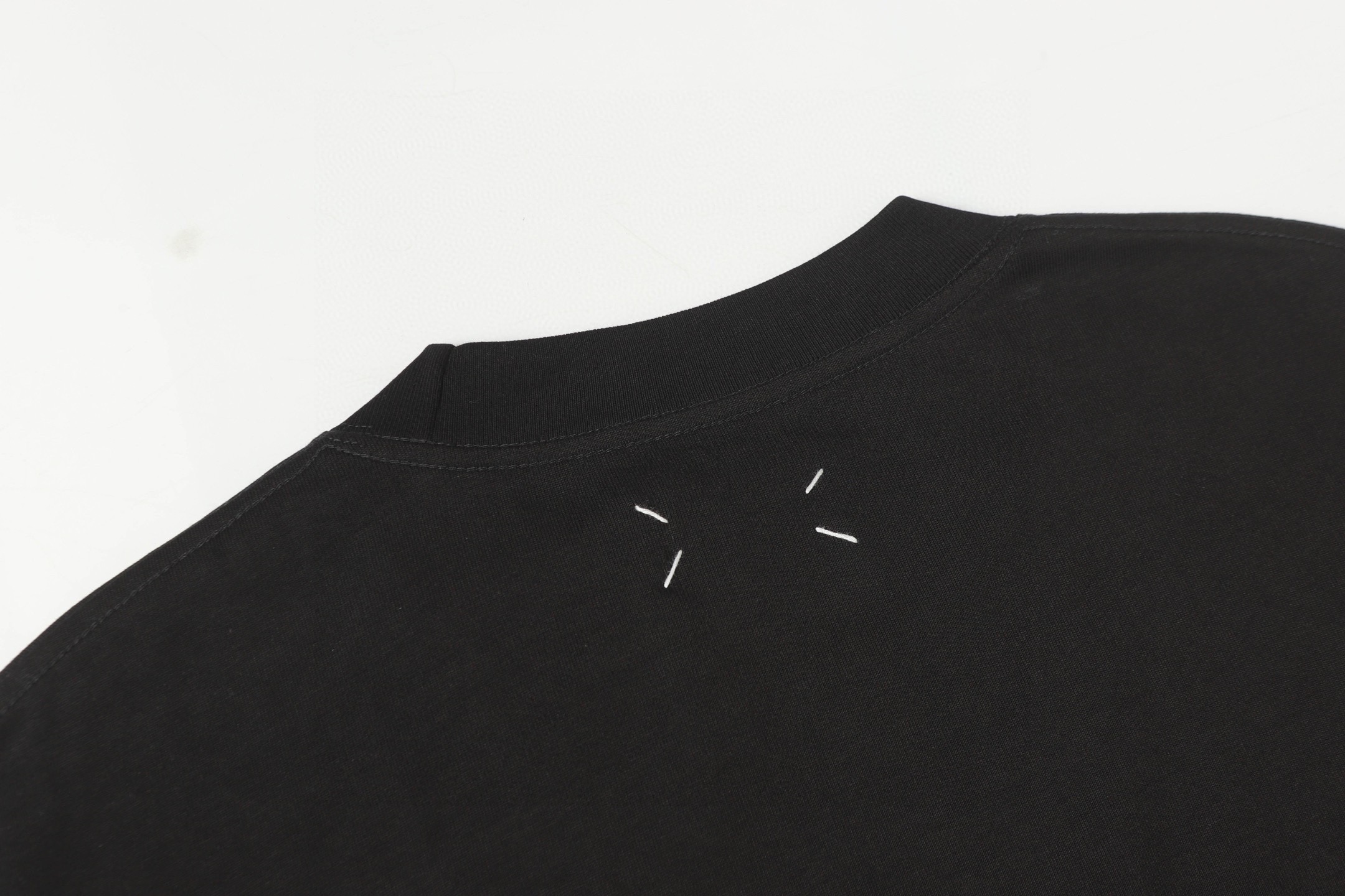 Maison Margiela 25fw graffiti letter round neck tees