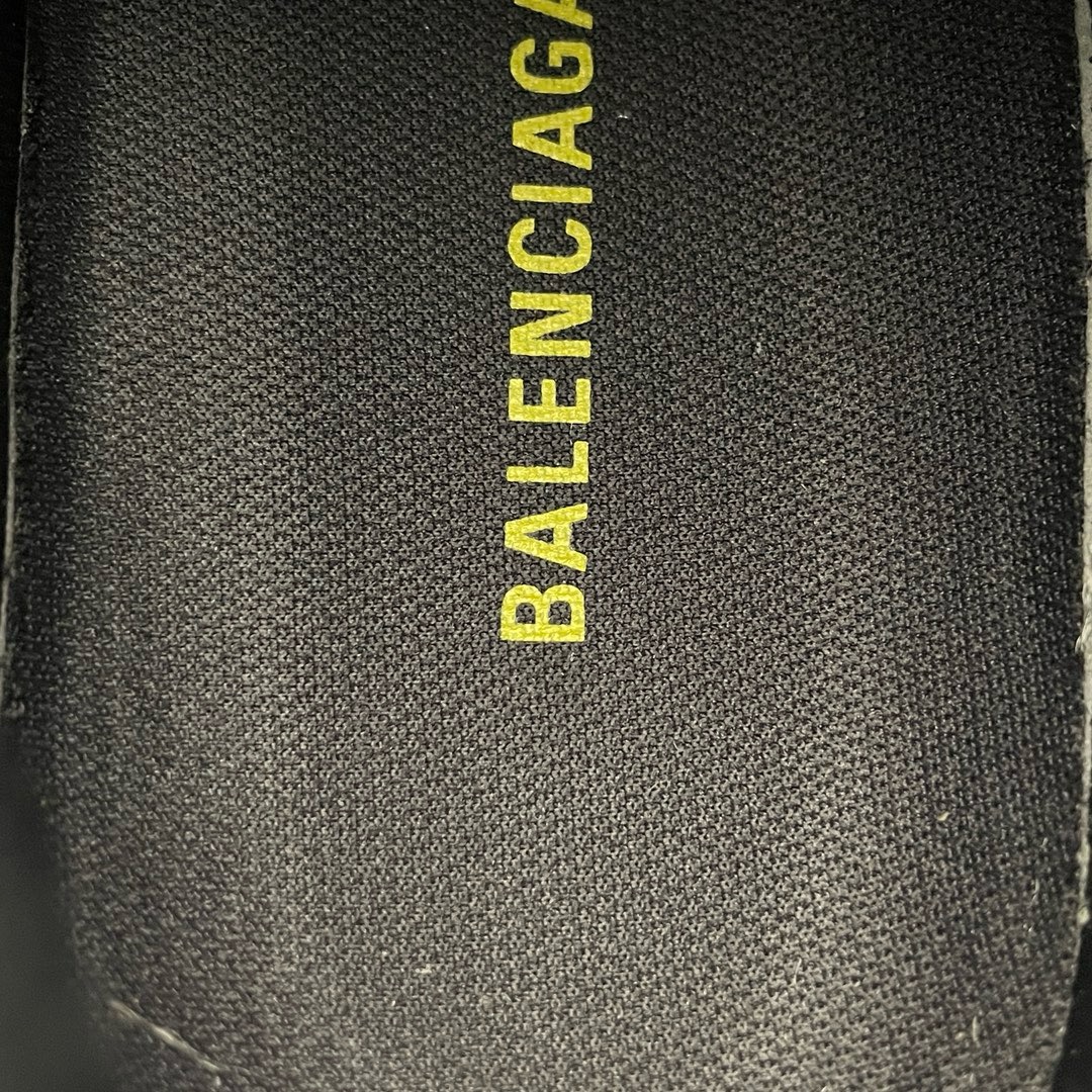 Balenciaga runner broken VG vision shoes