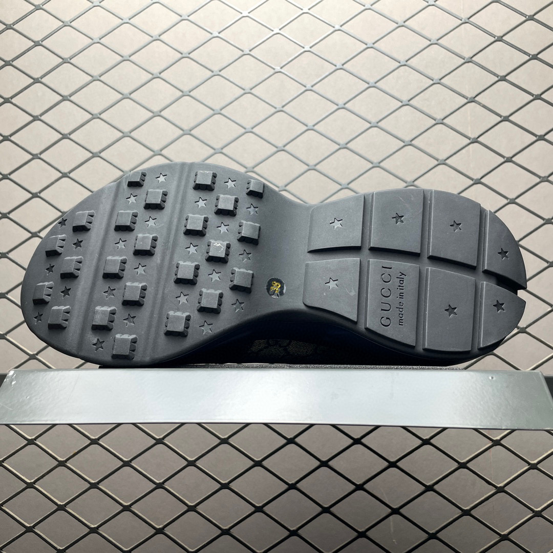 Gucci Rhyton Sneakers Navy Bottom