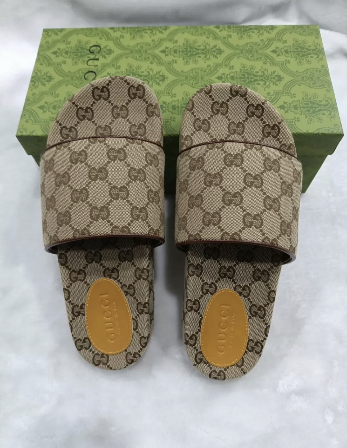 Gucci Full Logo Slide Brown